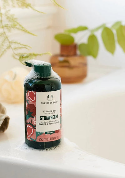 STRAWBERRY SHOWER GEL